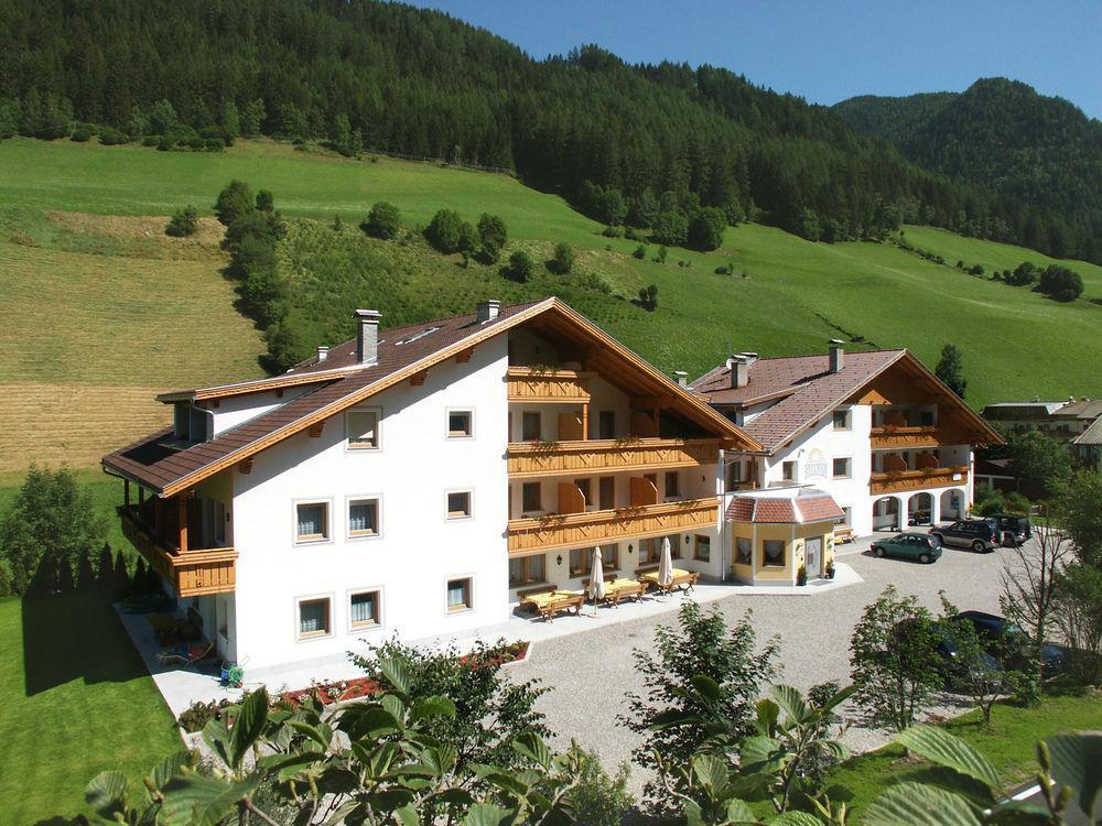 Hotel Sonja Cadipietra Dış mekan fotoğraf