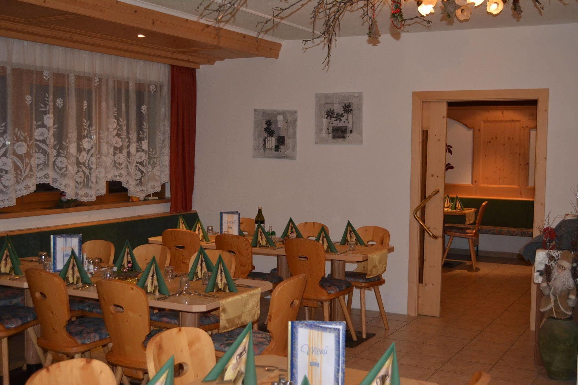 Hotel Sonja Cadipietra Dış mekan fotoğraf