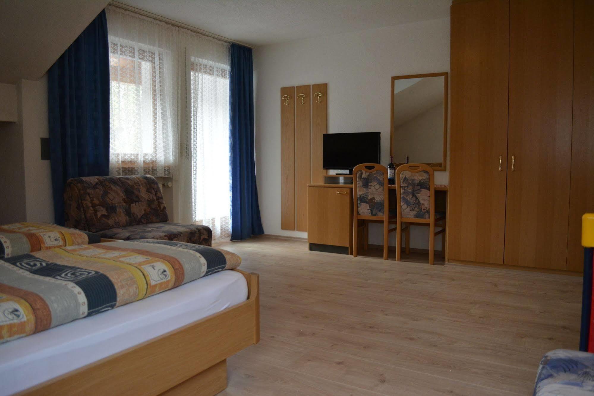 Hotel Sonja Cadipietra Dış mekan fotoğraf